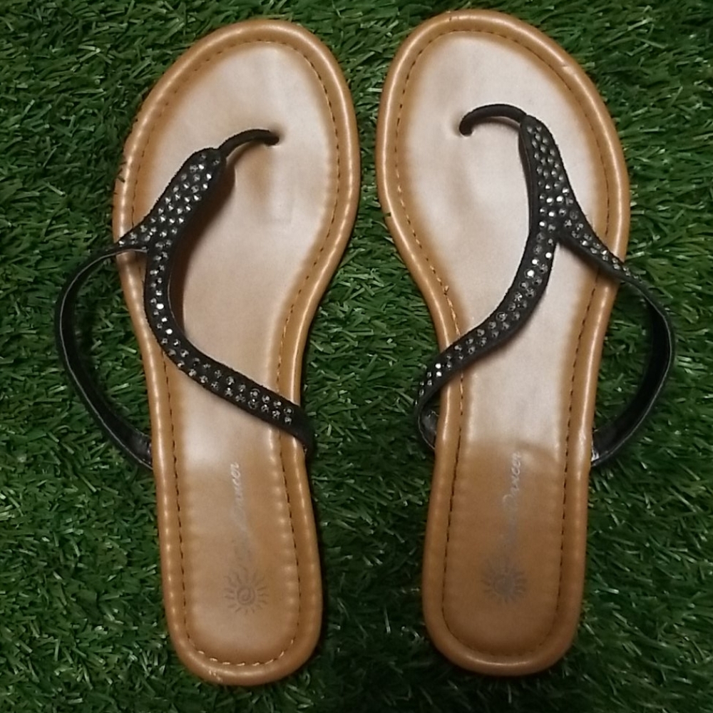 Sandals - Picture 4 of 5